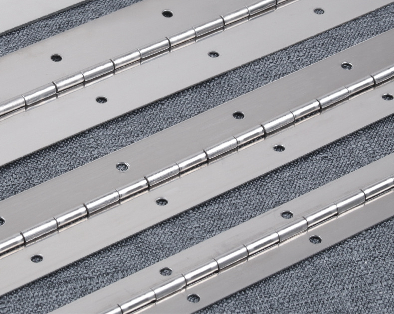 Piano Hinge Guide: Continuous Hinge for Flight Cases and Transport Boxes