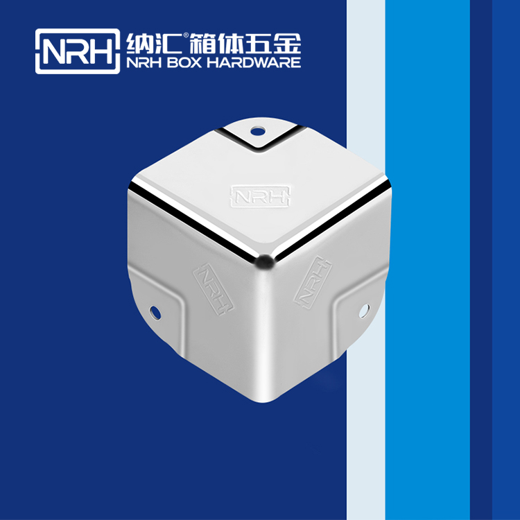 7201 series flat corner protector with flush-mounted block design for transit cases