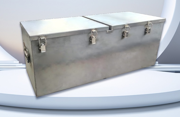 Iron Transport Case Hardware – Safety Latch and Surface-Mount Handle Guide